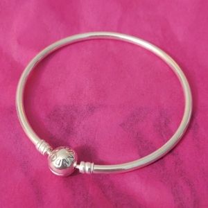 Pandora Moments Bangle